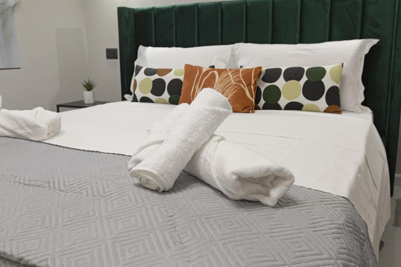 Chianu Pali - Guest Rooms Camera אגריג'נטו מראה חיצוני תמונה